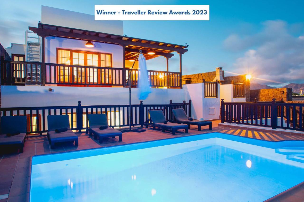 Vista Reina - Luxury 6 Bedroom - Heated Pool- Views - Pool Table - Vista Lobos - Vila Playa Blanca (Lanzarote)
